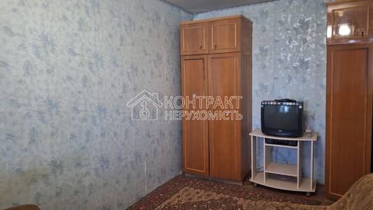 Продам 2 кімнатну квартиру на Олексіївці