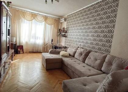 Продажа 2к квартири 56.6 кв. м  на просп. Науки 17