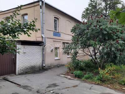 Продам 2 к. кв. Руставелі