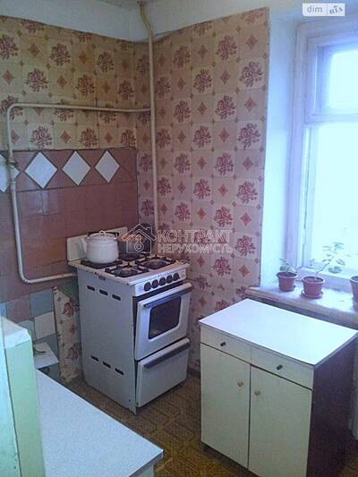 Продаж 3 кім. квартири, Основа