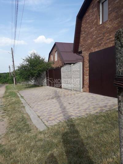 Продам дом в ПГТ Научный