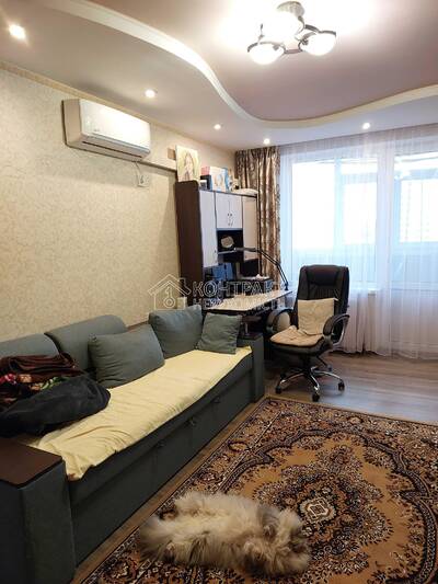 Продам 2 кім квартиру район метро Спортивна