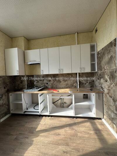 Продам 2 кімнатну квартиру Центр метро Левада/Спортивна вул. Г.Тарасенка М31