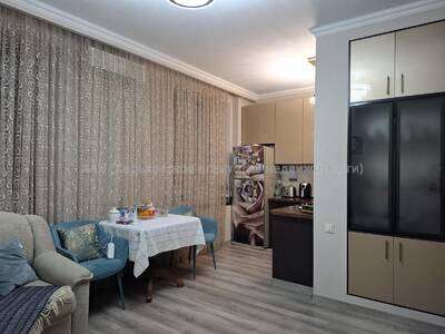 Продам 3к квартиру, евроремонт, сталинка, ХТЗ, м.Тракторный завод. К73
