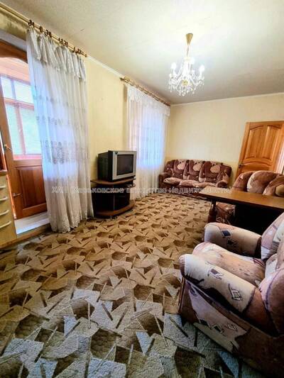 Продам 2к квартиру с ремонтом, м.Киевская. Сертификат.