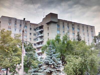 Продам гостинку со своими службами. Начат ремонт