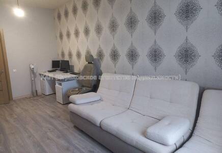 Продам 3 комнатную квартиру