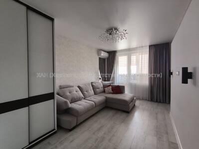 Продам 3 к.квартиру с ремонтом, Индустриальная