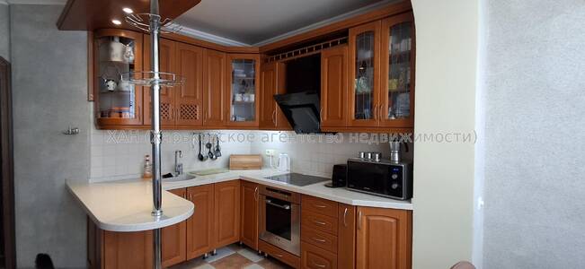 Продам 3 кім. кв. МЖК Інтернаціоналіст з ремонтом Е06