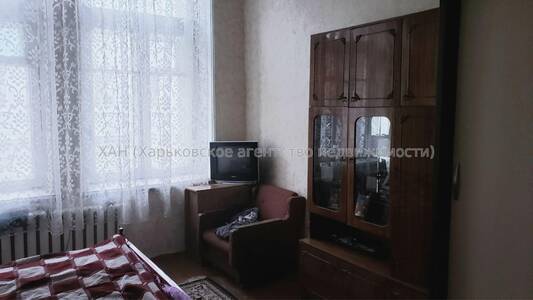 Гостинка 21 м кв. м. Площадь Конституции.