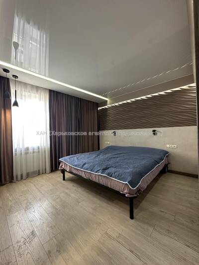 Продам 2к кв з сучасним євроремонтом, метро Левада пішки-10 хвил.М65