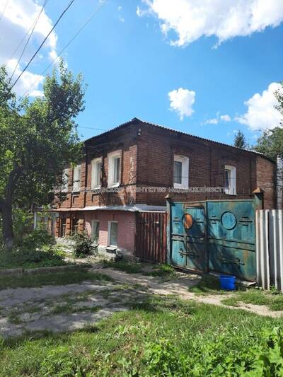 ППродам частину цегляного будинку, спільний двір. Рильоєва Т25