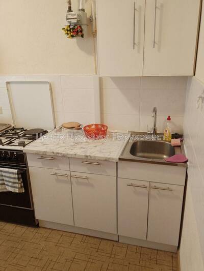 Продам квартиру Харків, 92-ї бригади вул.
