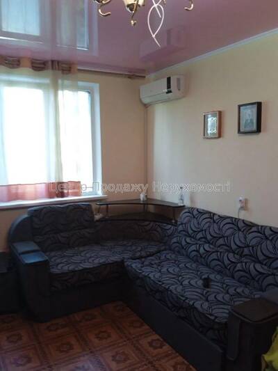 Продам квартиру Харків, Метробудівників вул.