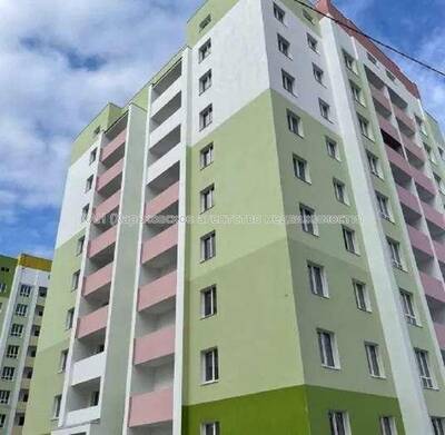 Продам 2х комнатную в сданном новострое с документами ЖК \