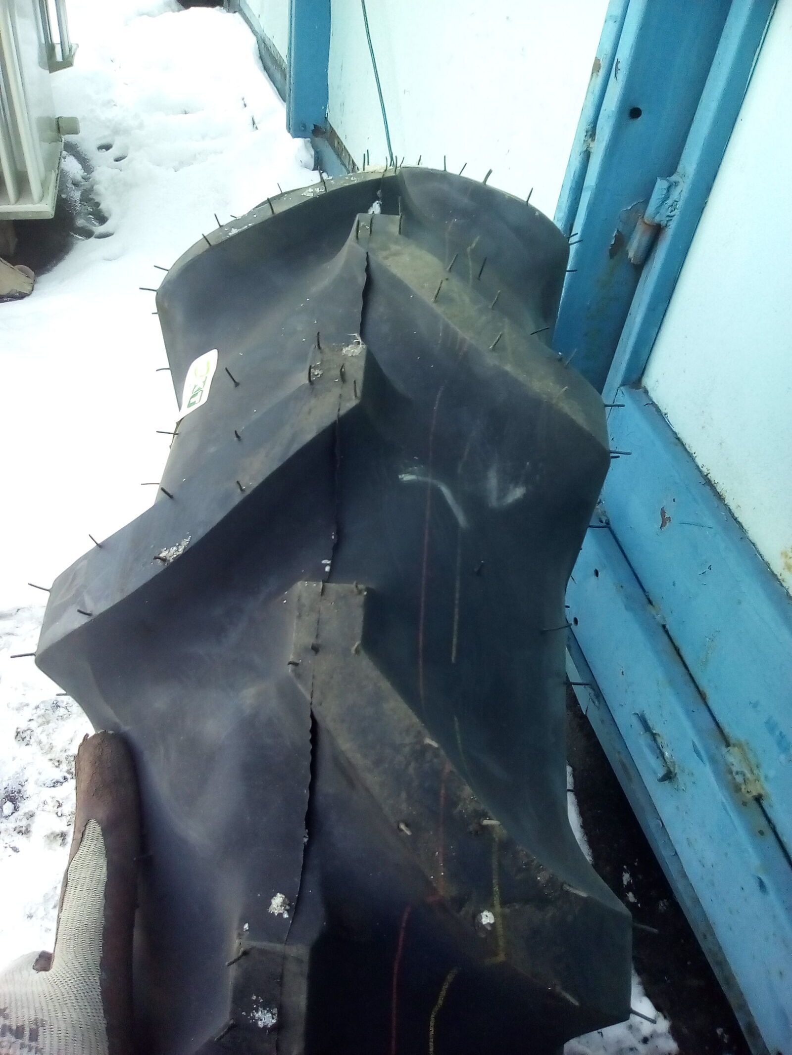 Шина 8-16 ялинка на японський мінітрактор, Житомир на aviso.ua