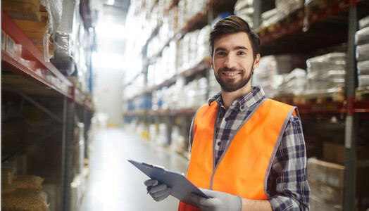 Комплектувальник  на склад