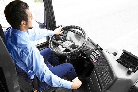 Запрошуємо на роботу водіїв категорії С, Е.