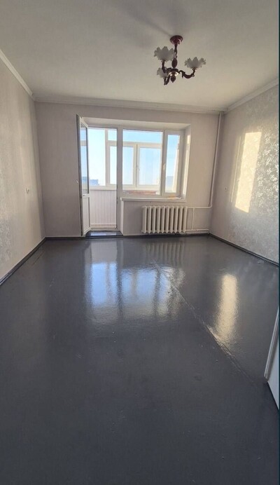 Трикімнатна по вулиці Бориса Тена