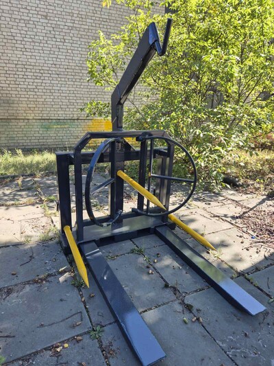 3 в 1: Гак для біг-бегів, вила для тюків, вила для підняття євро-піддонів