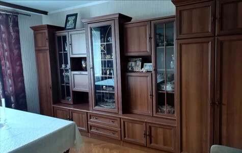 Простора трьох кімнатна квартира для Вашої родини!