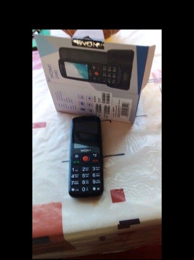 Продам кнопочний телефон