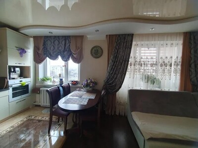 Продаж неймовірної 3-х кімнатної квартири в центрі міста..