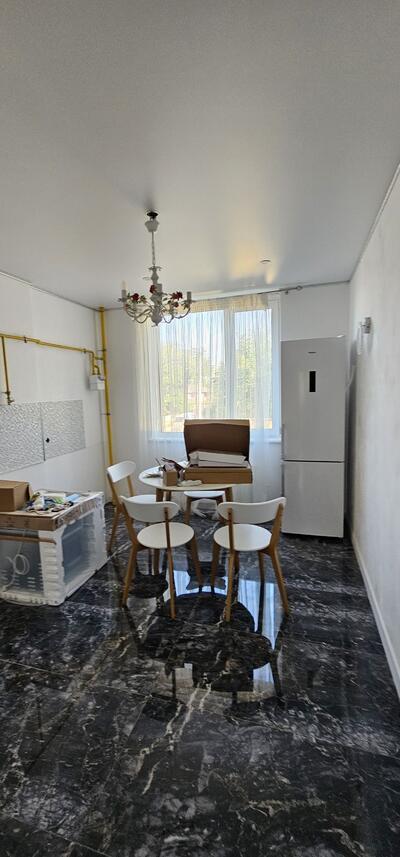 Двухкімнатна квартира, Абрикос