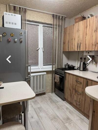 Продаж 2 кімнатної квартири на Польовій ( ринок сімейний) .