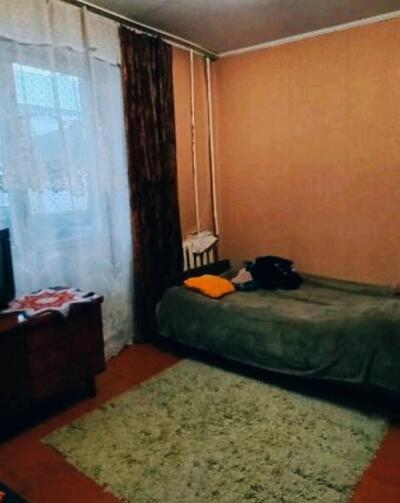 1 кімнатна на Юрія Вороного