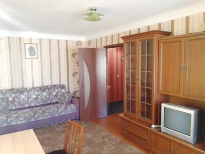 Здам  1 кімнатну квартиру  на  майдані  Перемоги