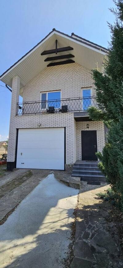 Будинок в селі Пряжів