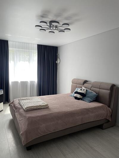 Продам 2-х кімнатну квартиру