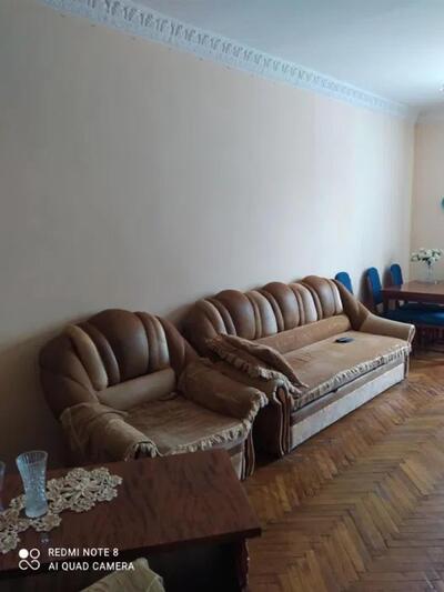 4-кімнатна квартира в центрі міста