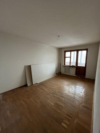 Продаж трьох кімнатної квартири з автономним опаленям.