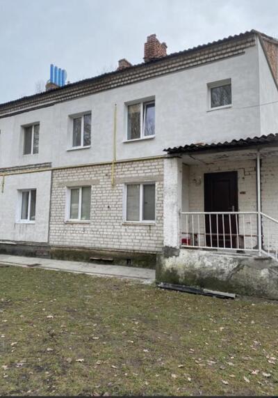 Велика 3 кімнатна квартира