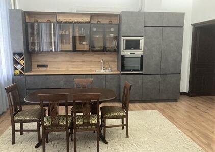 Продаж 2 кімнатної квартири з ремонтом