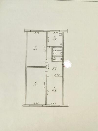 Продаж квартири можливо під бізнес