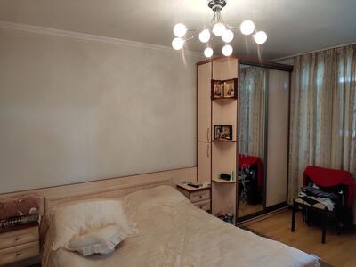 Продаж 3 кімнаної квартири на Крошні