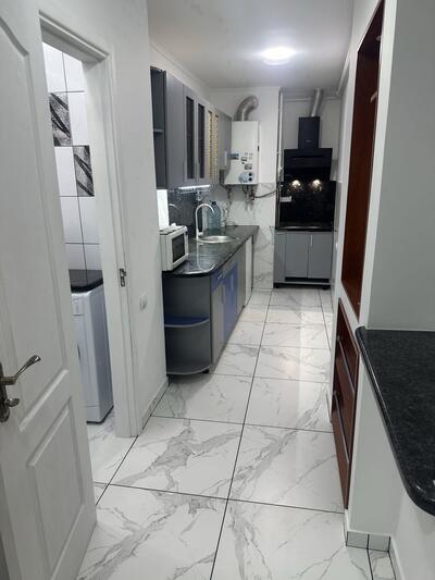 Здам частину будинку в центрі міста