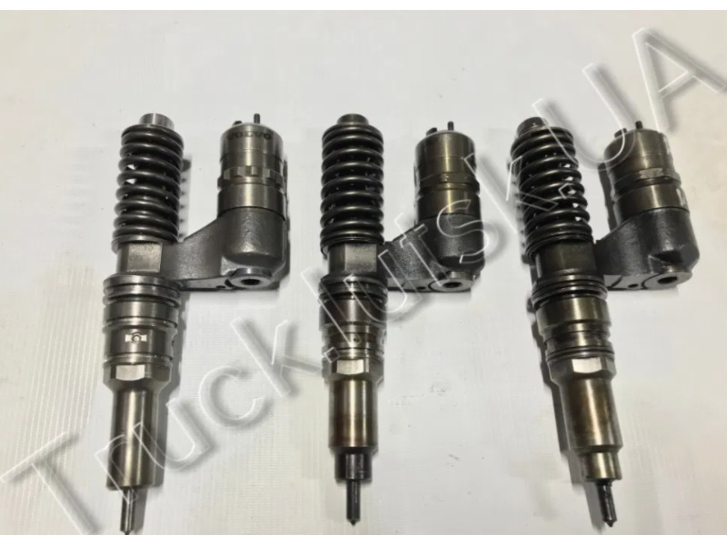 Форсунка Volvo,Вольво FH12 D12C Bosch 8113408,20381597,1677158, Рівне на aviso.ua