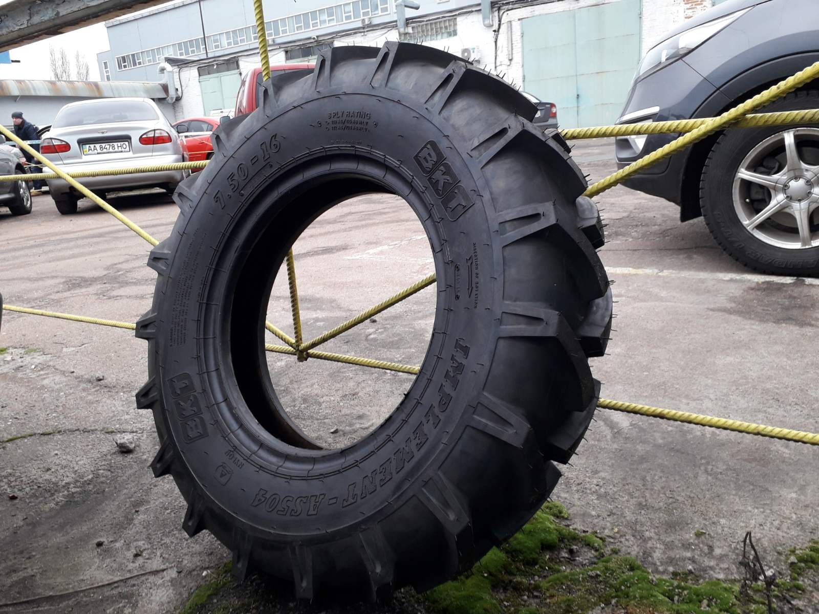 Шина 7.50-16 8PR на мінітрактор ялинка, Ровно на aviso.ua