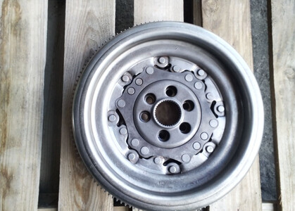 Реставрація демпферного маховика