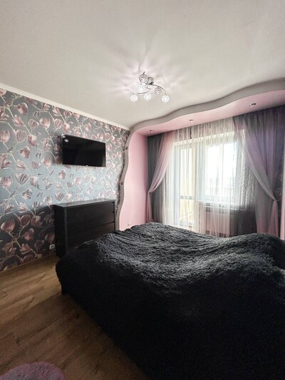 Продам 3-кімнатну квартиру з ремонтом