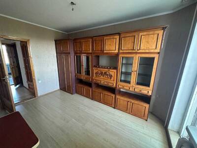 Продам 3-к квартиру Рівне, Рівне, Млинівська, 33