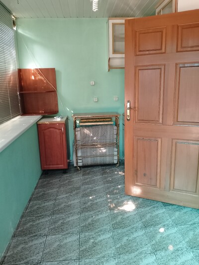 Подобова оренда 2 окремі кімнати приватний сектор 150 м  вул. Шевченка