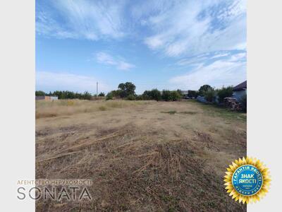 Продаються дві земельні ділянки загальною площею 27сот в районі Хутір, с.Руська Поляна.