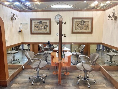 Оренда! Робочі місця та кабінети: перукар, майстер манікюр...