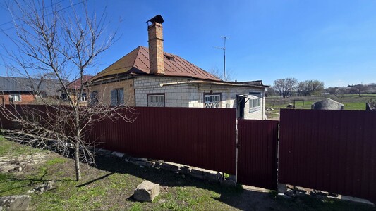 Просторий будинок у центрі Слободи