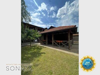 Продаж великого будинку біля Дніпра